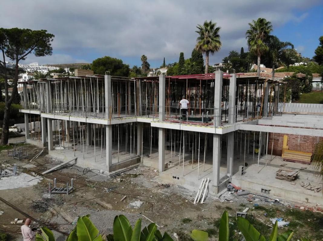 Venta de chalet independiente en Calle Eucalipto, Estepona
photo 2