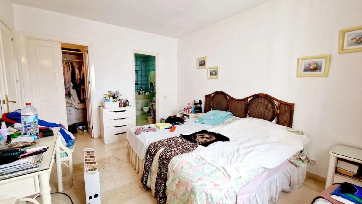 Продажа квартиры на Barrio Paraiso-Barronal, Эстепона
photo 5