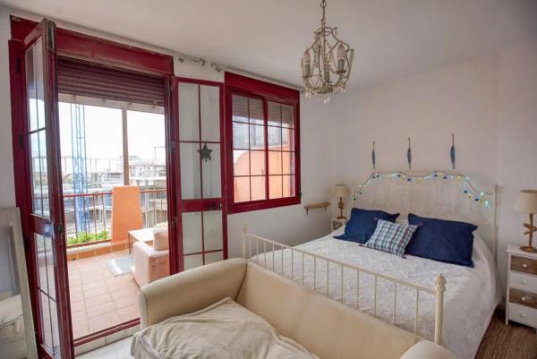 Mieszkanie na sprzedaż w  Barrio Centro, Estepona photo 1
