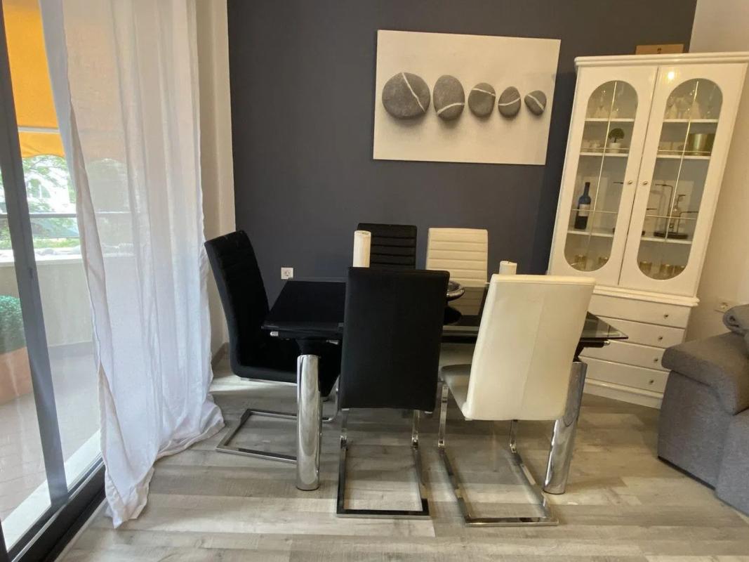 Venta de piso en Calle Aguamarina, Estepona
 photo 2