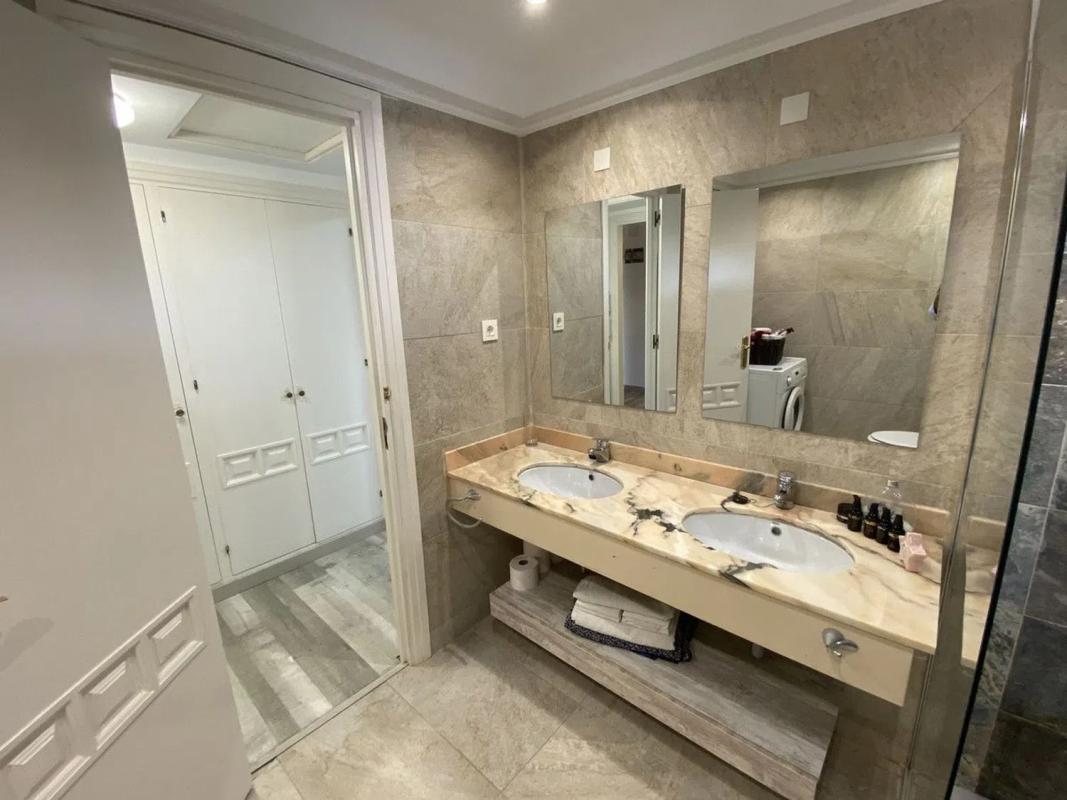 Venta de piso en Calle Aguamarina, Estepona
 photo 5