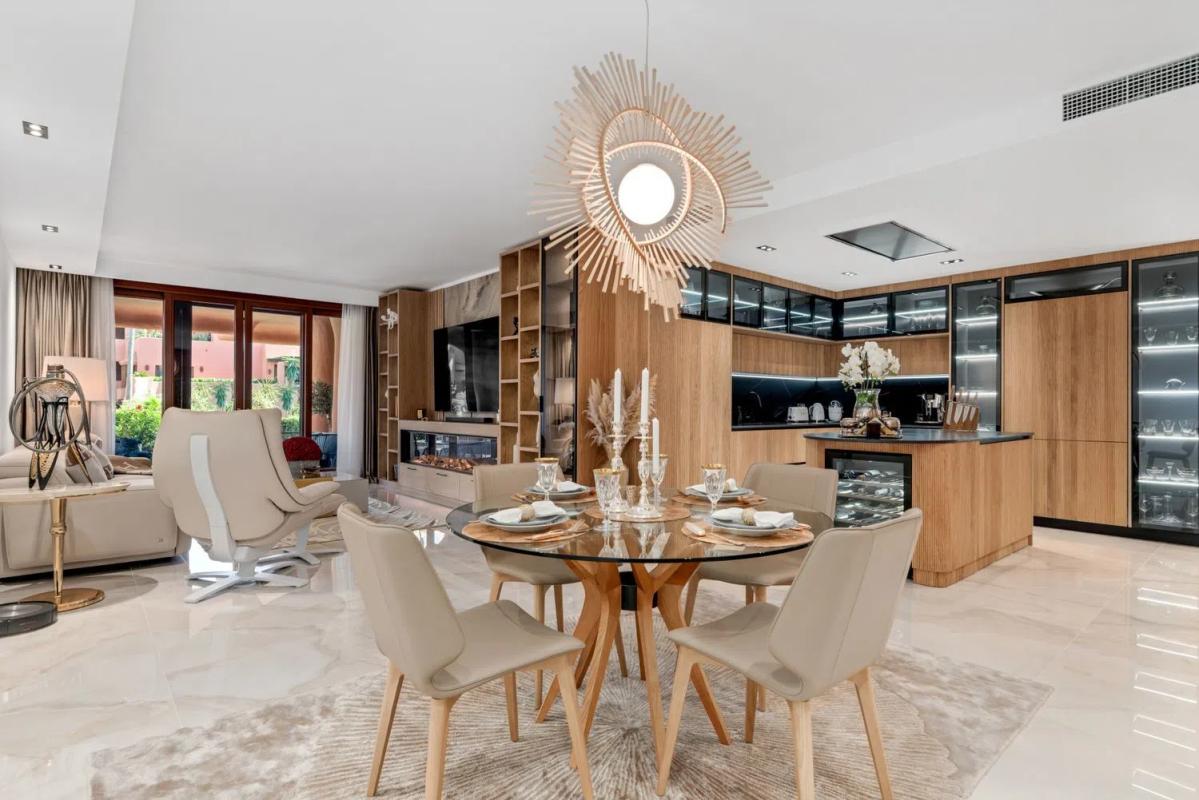 Venta de piso en Barrio Guadalmansa, Estepona
 photo 2