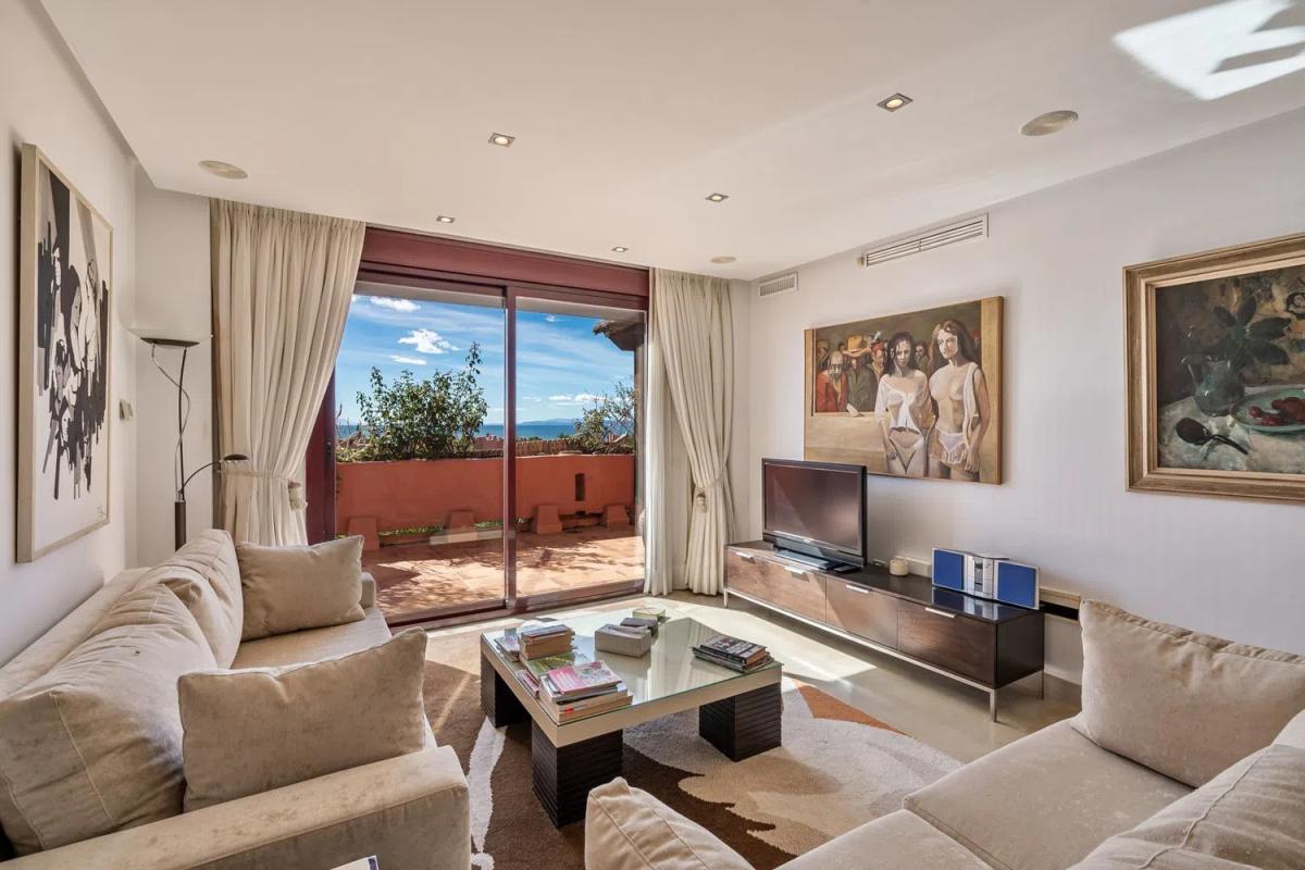 Sprzedaż duplexu w Barrio Guadalmansa, Estepona photo 2
