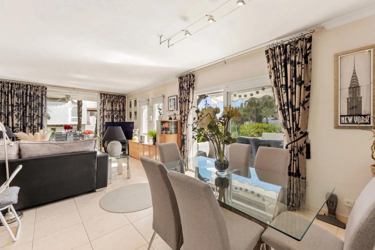 Продажа квартиры на Barrio Punta Plata, Эстепона
photo 2