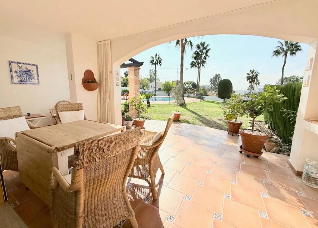 Sprzedaż niezależnego domku jednorodzinnego w Calle del Agua, Estepona photo 1