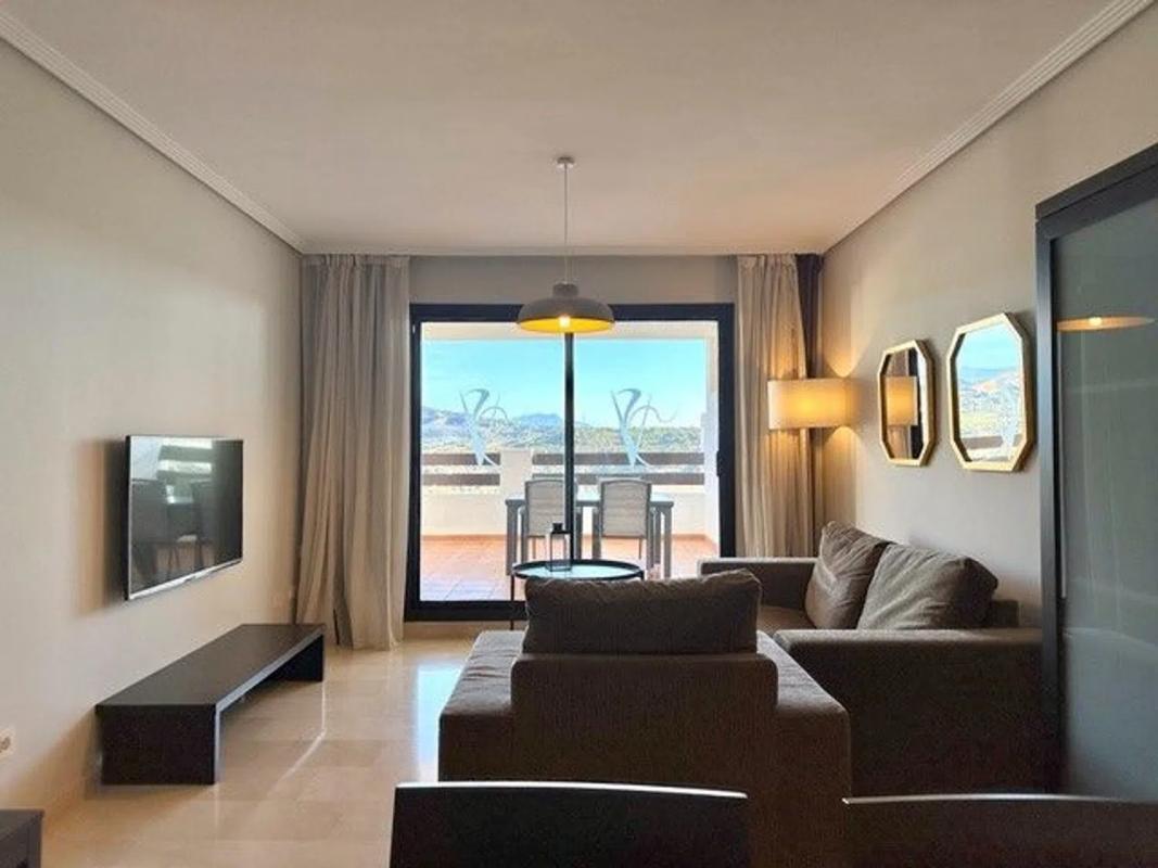 Sale of apartment in Calle Flaminio, 2, Estepona
photo 4