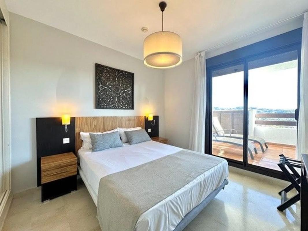 Sale of apartment in Calle Flaminio, 2, Estepona
photo 5