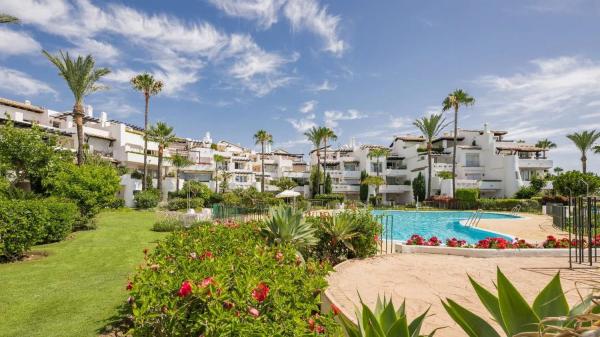 Mieszkanie na sprzedaż w  Barrio Villacana - Costalita - Saladillo, Estepona photo 3