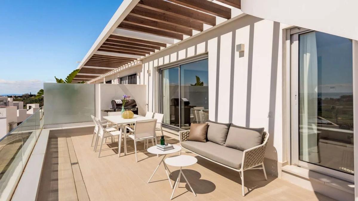 Продажа квартиры на Calle Islas Bermudas, Эстепона
photo 1
