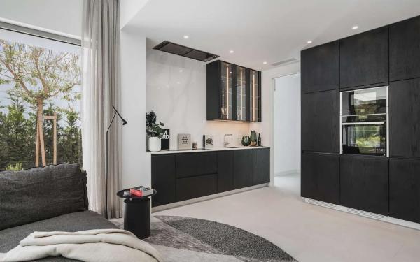 Chalet independiente en venta en Calle Vista Mar, Estepona thumbnail 2