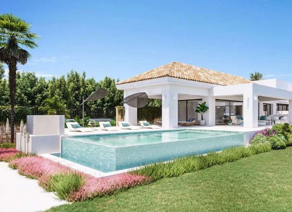 Chalet independiente en venta en Avenida de Europa, Estepona photo 1