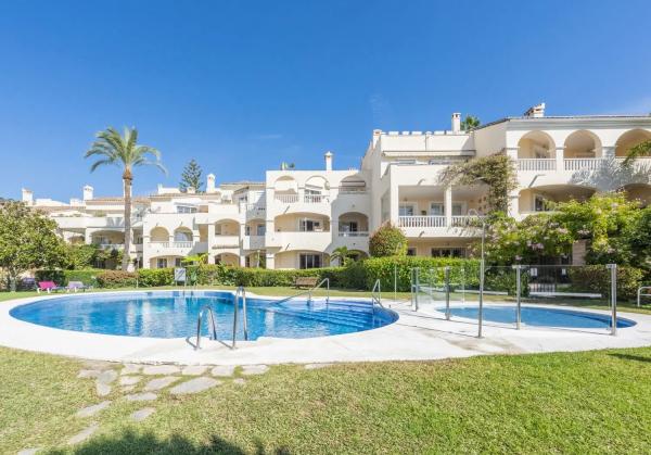 Продажа квартиры в Barrio Paraiso-Barronal, Эстепона photo 1