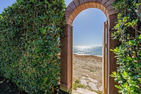 Chalet independiente en venta en  Calle Eucalipto, Estepona photo 4