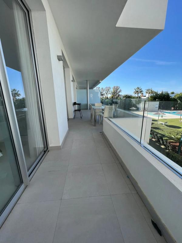 Продажа квартиры на Avenida de Bel-Air, Эстепона
photo 2