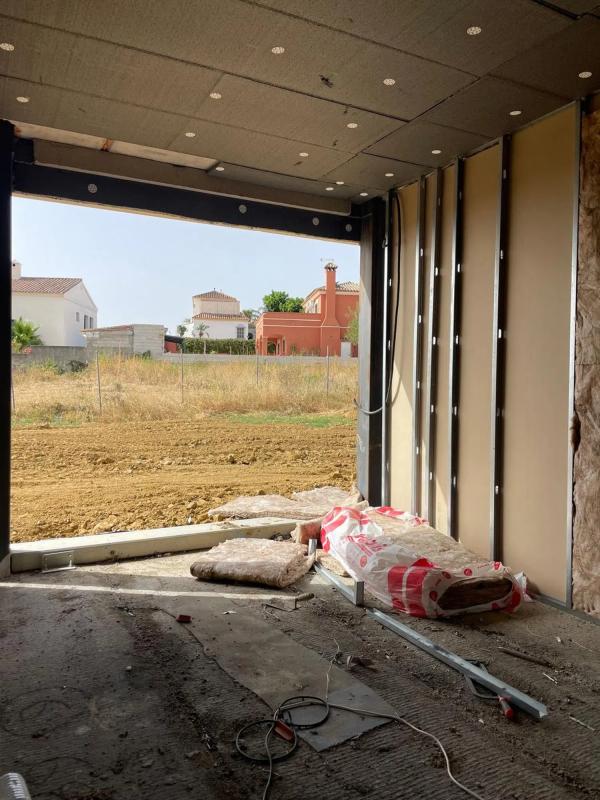 Продажа отдельного шале в Calle Guatemala s/n, Эстепона photo 2