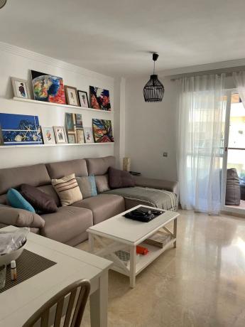Mieszkanie na sprzedaż w  Avenida España, 200, Estepona photo 1