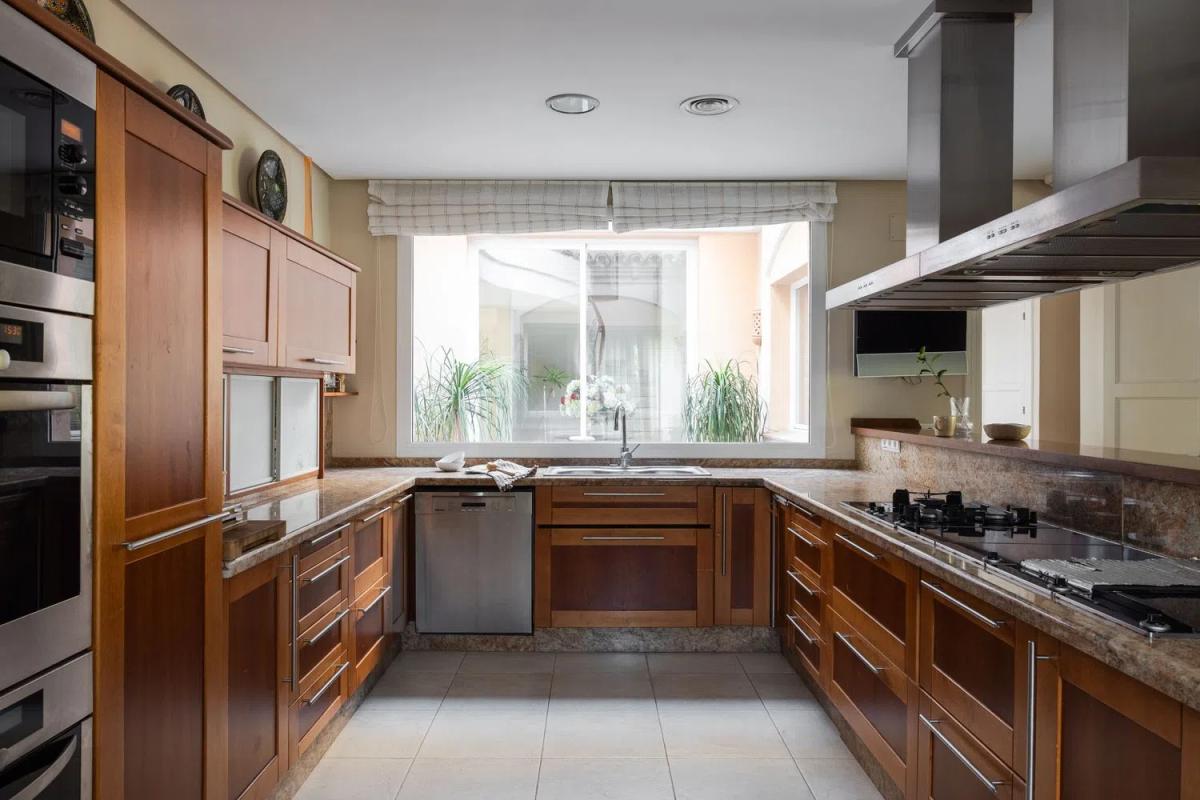 Venta de chalet independiente en Barrio El Velerín, Estepona
photo 5