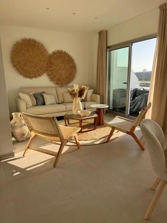Chalet independiente en venta en Arrabal Depuradora Guadalmansa, 96, Estepona thumbnail 1