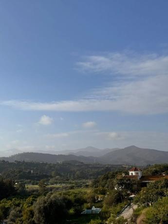 Chalet independiente en venta en Arrabal Depuradora Guadalmansa, 96, Estepona thumbnail 2