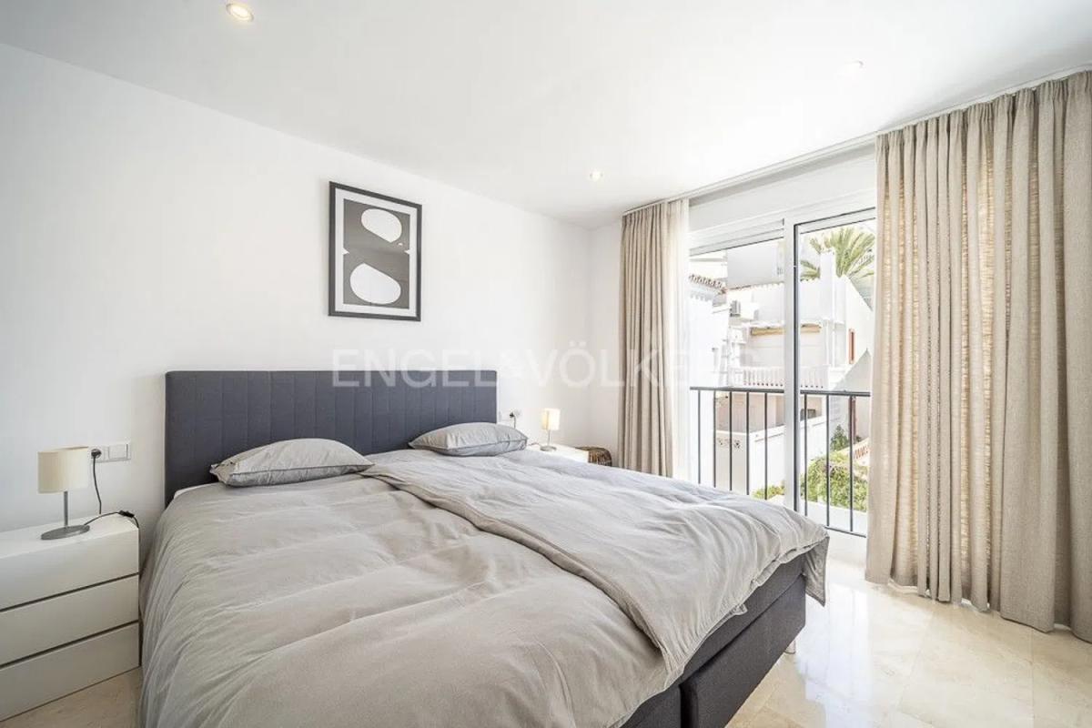 Sprzedaż niezależnego domku jednorodzinnego w Barrio Guadalmansa, Estepona photo 3