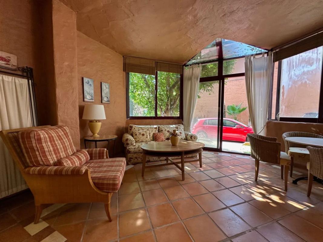 Venta de piso en Via del Mediterráneo, Estepona
photo 2
