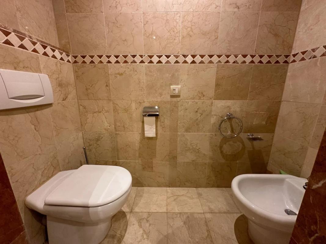 Venta de piso en Via del Mediterráneo, Estepona
photo 4
