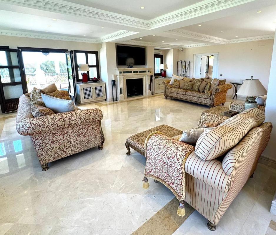 Venta de chalet independiente en Camino Alberdina, Estepona
photo 3