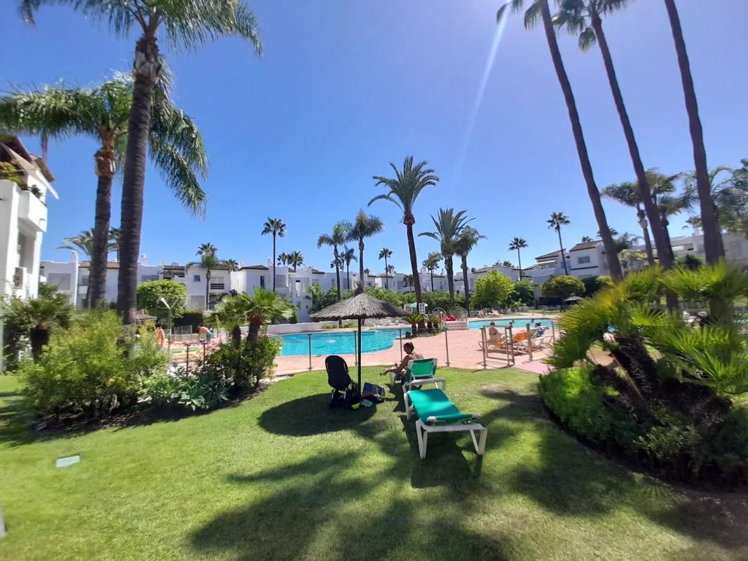 Venta de piso en N-340, 46 --c, Estepona
photo 2