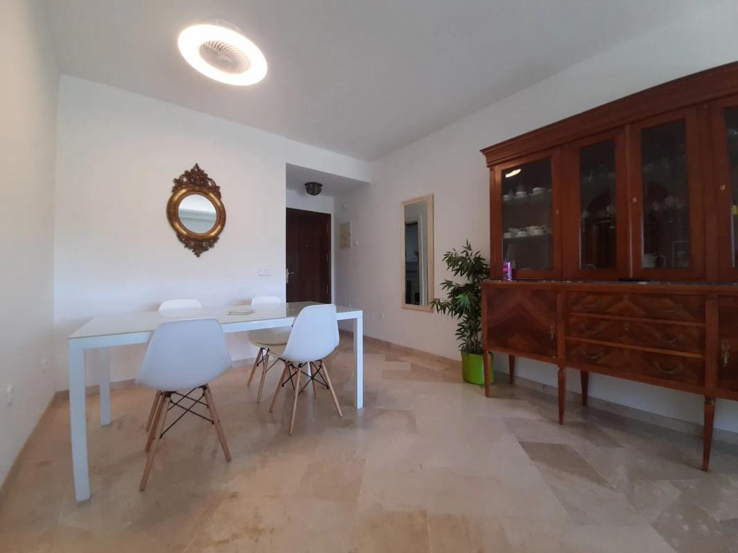 Venta de piso en N-340, 46 --c, Estepona
photo 3