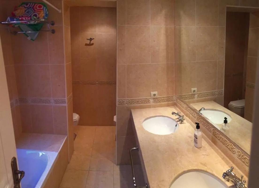 Venta de ático en Barrio Guadalmansa, Estepona photo 4