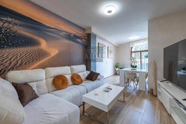 Duplex en venta en Barrio Centro, Estepona thumbnail 1