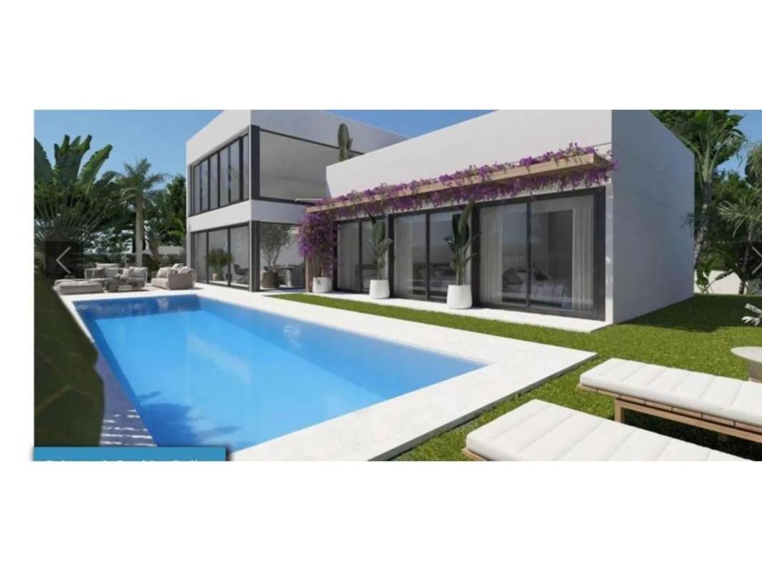 Продажа отдельного шале в Calle Flaminio, Эстепона photo 1