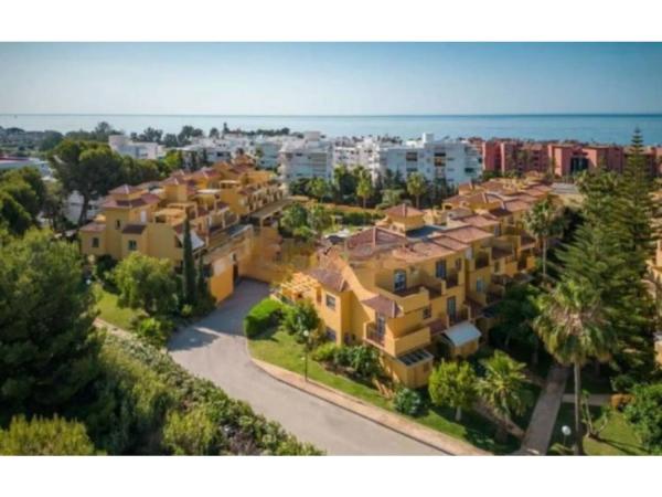Detached villa for sale in Camino de la Boladilla, 6, Estepona photo 1