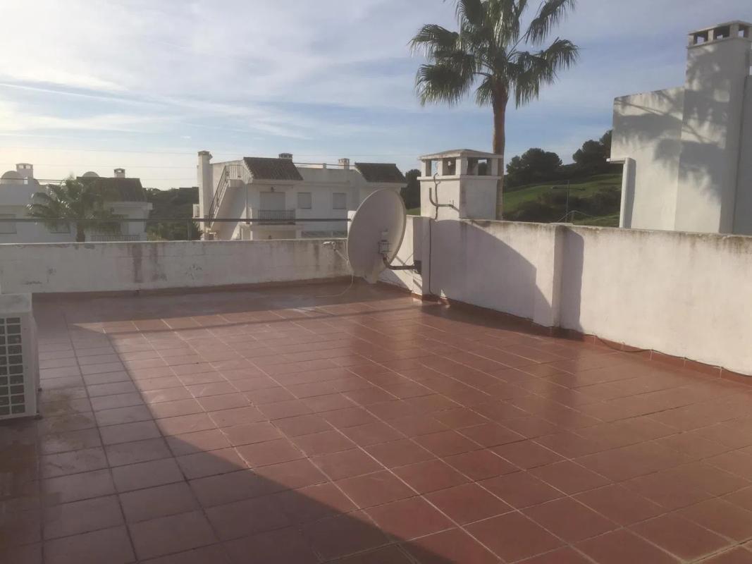 Sprzedaż niezależnego domku jednorodzinnego w Avenida del Arte, Estepona photo 4