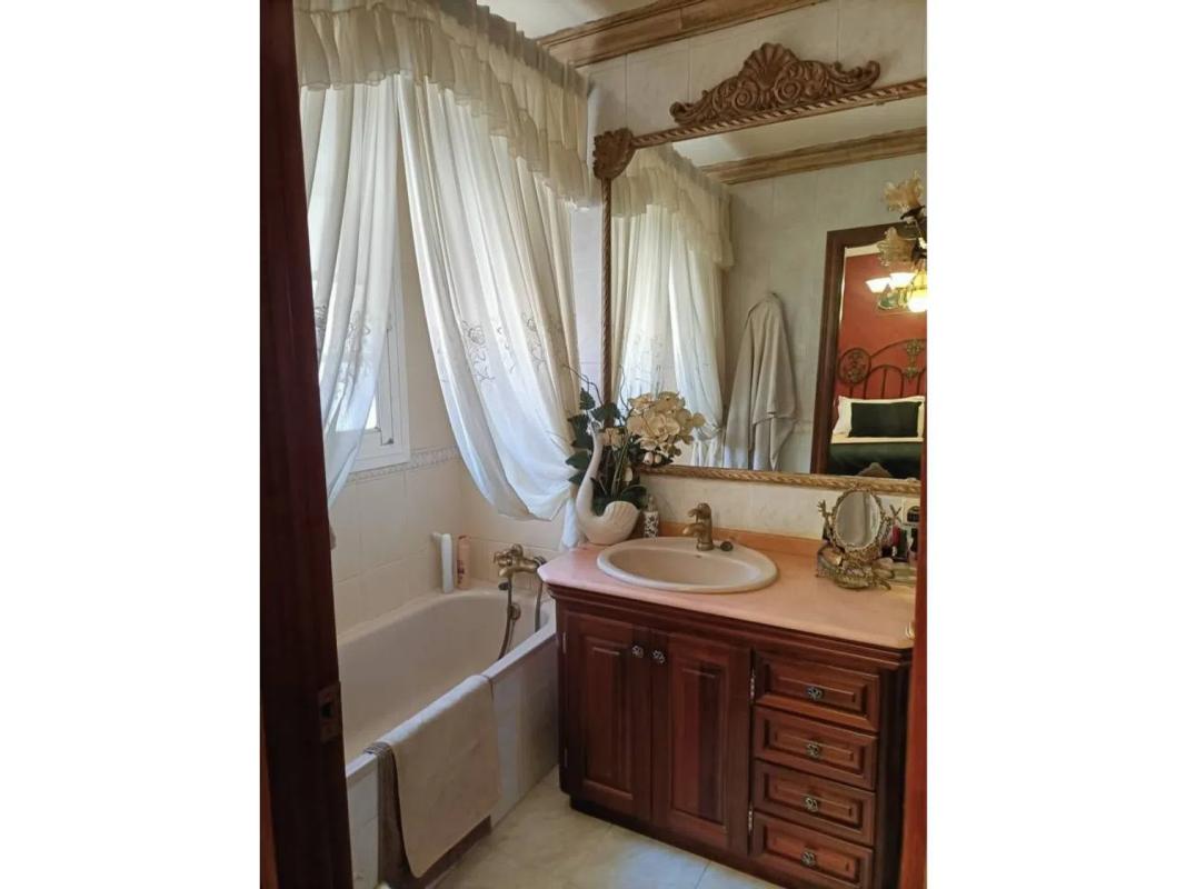 Sprzedaż niezależnego domku jednorodzinnego w Barrio Zona Calvario, Estepona photo 3