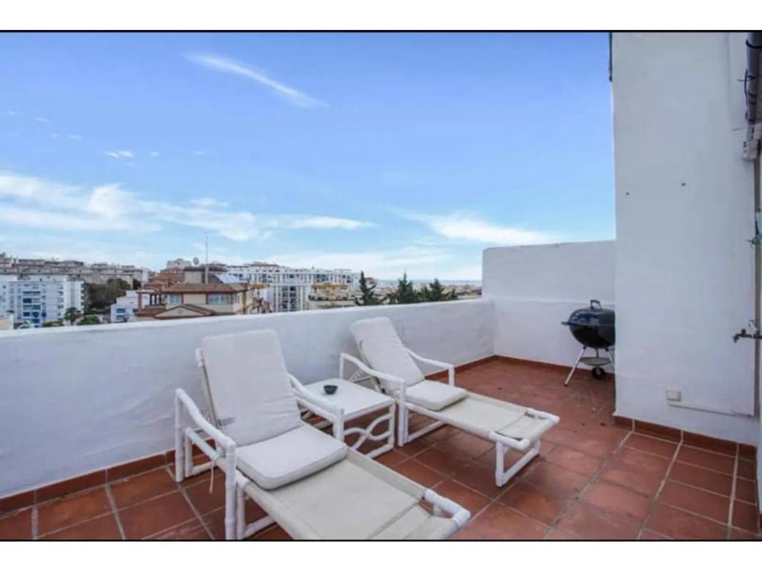 Sprzedaż niezależnego domku jednorodzinnego w Barrio Zona Calvario, Estepona photo 3