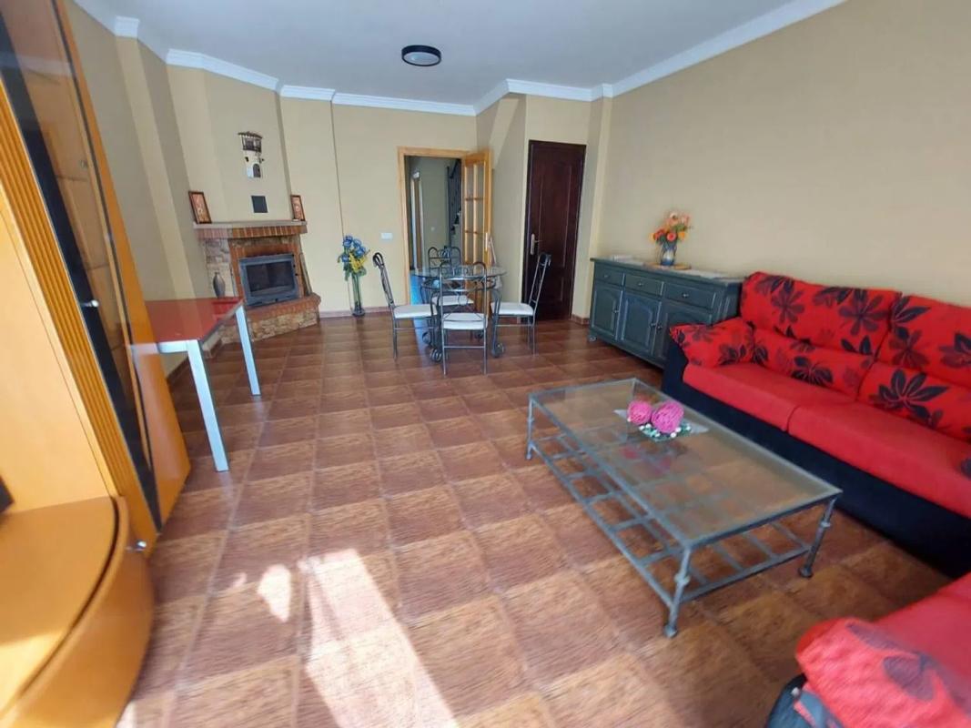 Venta de chalet independiente en Avenida DE LAS LOMAS, Estepona
photo 2
