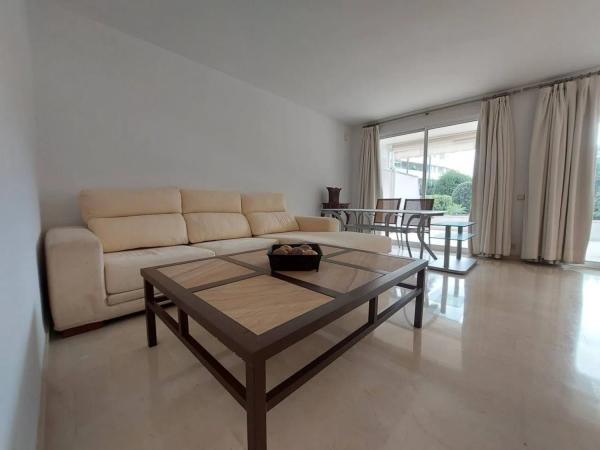 Duplex en venta en Carretera Nacional N-340, Estepona thumbnail 2