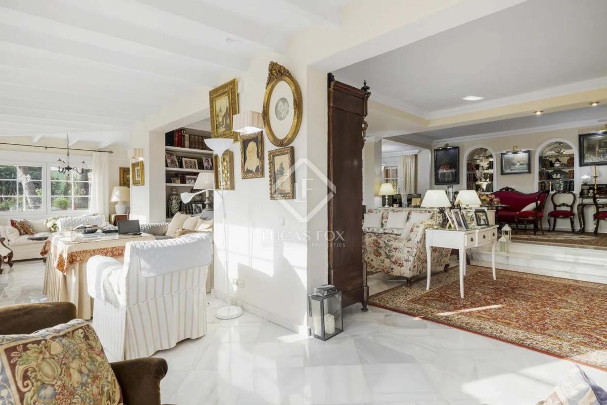 Продажа отдельного шале в Calle del Viñedo, 379, Эстепона photo 4