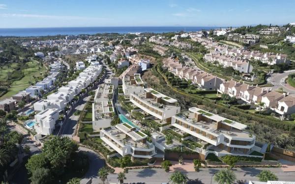 Detached villa for sale in Barrio Nueva Atalaya, Estepona thumbnail 1