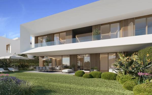 Detached villa for sale in  Barrio Nueva Atalaya, Estepona photo 4