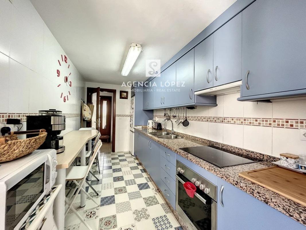 Venta de piso en Barrio Puerto de Estepona, Estepona
photo 5
