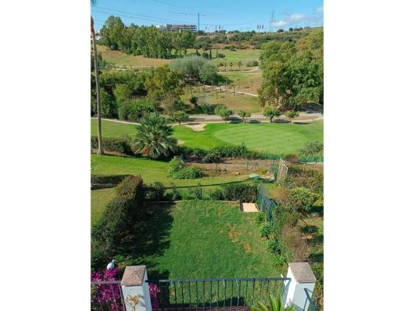 Detached villa for sale in Avenida de los Escritores, Estepona thumbnail 2