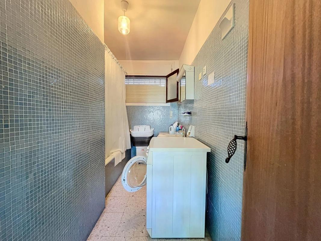 Sale of independent chalet in Calle Sena, Estepona
photo 5