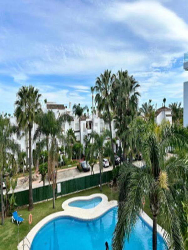 Venta de ático en Calle del Remo, Estepona photo 1