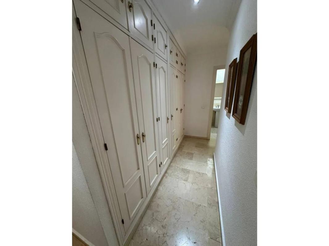 Sprzedaż mieszkania w Calle Jimena, Estepona
photo 2