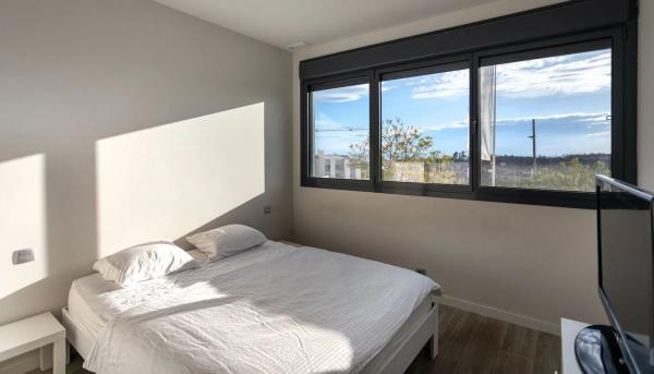 Detached villa for sale in  Calle Islas Bermudas, 30, Estepona photo 4