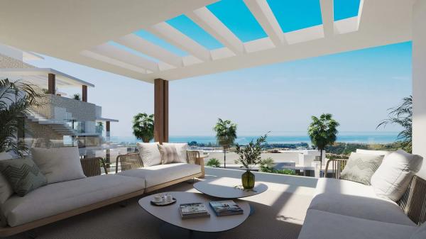 Apartment for sale in Barrio Centro, Estepona thumbnail 2