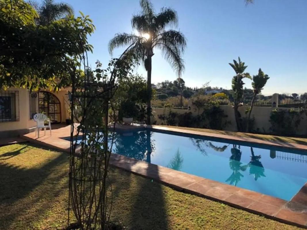 Venta de chalet independiente en Barrio Las Lomas, Estepona
photo 2