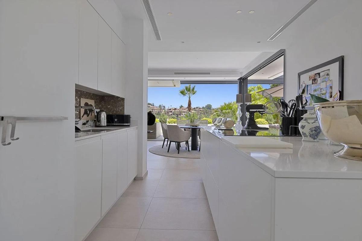 Venta de chalet independiente en Calle Condado de Huelva, Estepona
photo 4